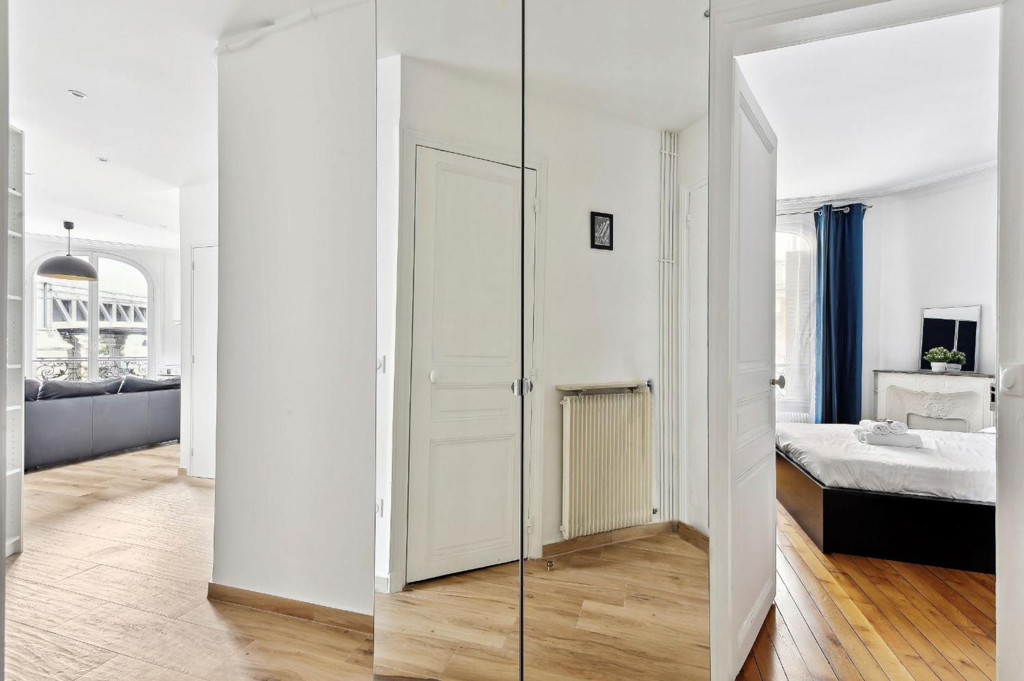 Bnbnova - 2br - Eiffel Tower & Grenelle Parijs