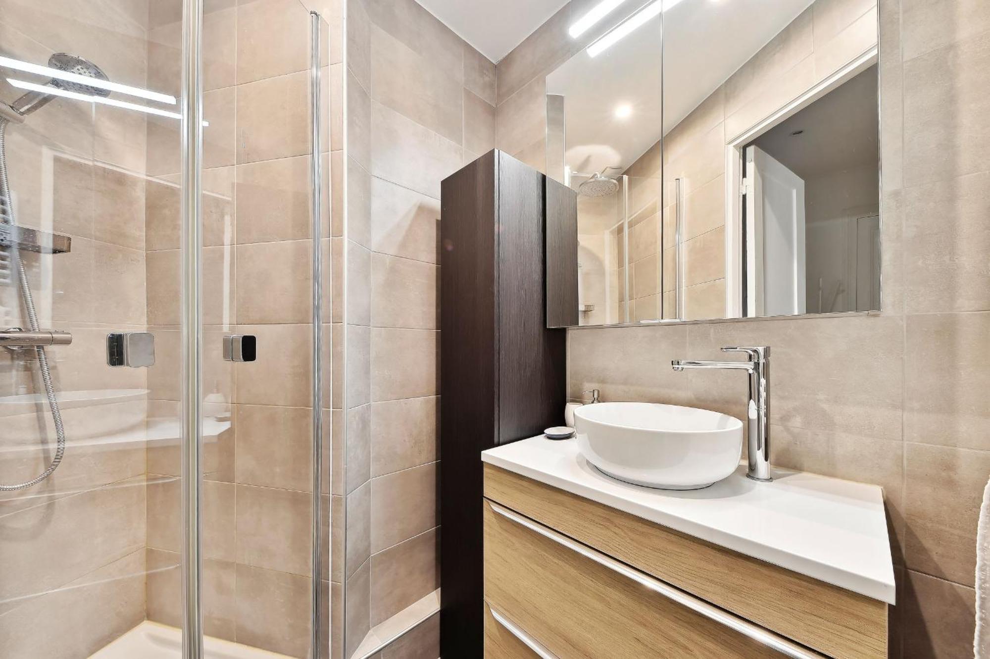Appartement Bnbnova - 2br - Eiffel Tower & Grenelle